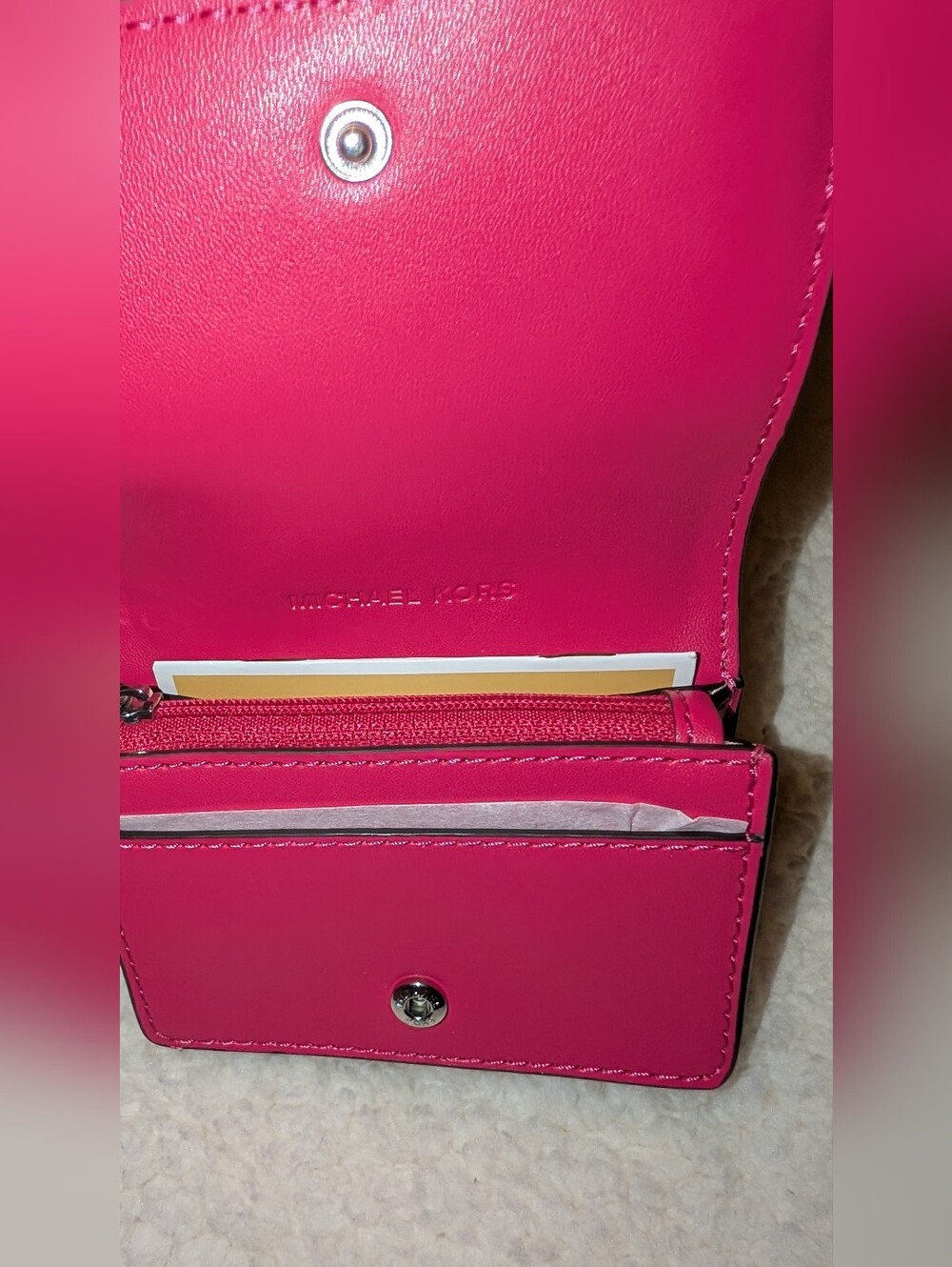 MICHAEL Michael Kors Carson Small Flat Leather Snap Wallet Dragonfruit Pink NWT - Picture 4 of 5